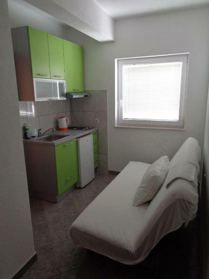 Apartments Rados 로크바 로고즈니차 외부 사진